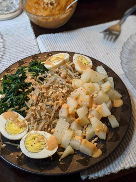 Gado Gado-1